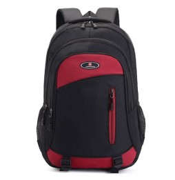 MOCHILA CON DISEÑO DEPORTIVO